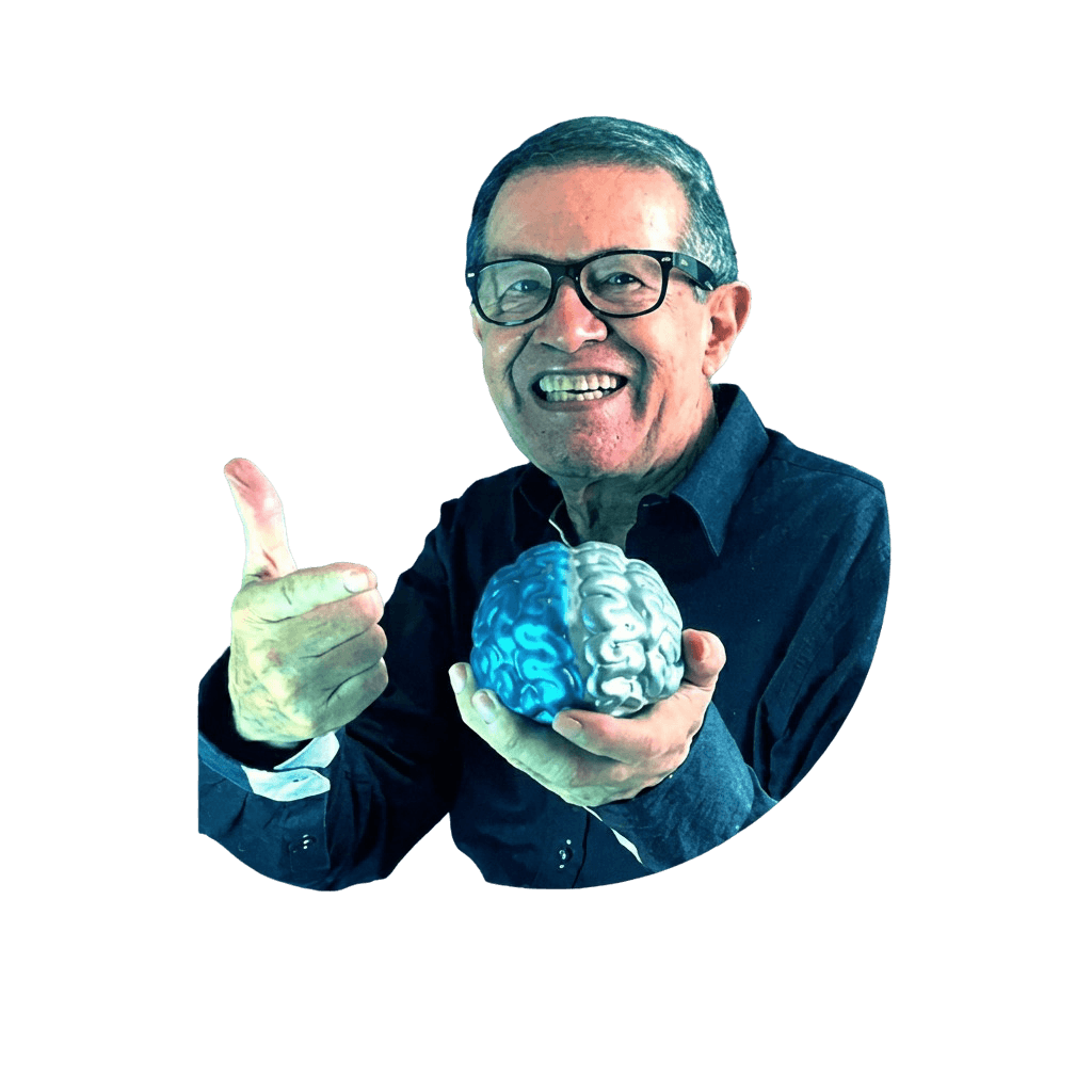 Carlos Alberto Jiménez sosteniendo un modelo de cerebro